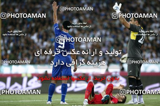 985037, Tehran, [*parameter:4*], لیگ برتر فوتبال ایران، Persian Gulf Cup، Week 2، First Leg، Esteghlal 1 v 0 Damash Gilan on 2011/08/08 at Azadi Stadium