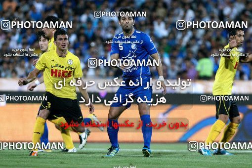 986576, Tehran, [*parameter:4*], لیگ برتر فوتبال ایران، Persian Gulf Cup، Week 4، First Leg، Esteghlal 2 v 0 Fajr-e Sepasi Shiraz on 2011/08/17 at Azadi Stadium