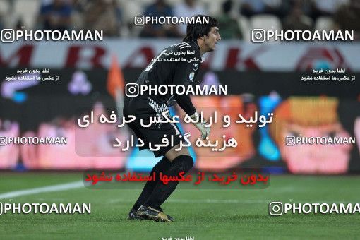 988848, Tehran, [*parameter:4*], لیگ برتر فوتبال ایران، Persian Gulf Cup، Week 8، First Leg، Esteghlal 1 v 0 Saipa on 2011/09/26 at Azadi Stadium
