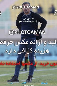 990442, Ahvaz, , جام حذفی فوتبال ایران, Quarter-final, Khorramshahr Cup, Esteghlal Khouzestan 0 v 0 Tractor S.C. on 2017/12/19 at Ahvaz Ghadir Stadium