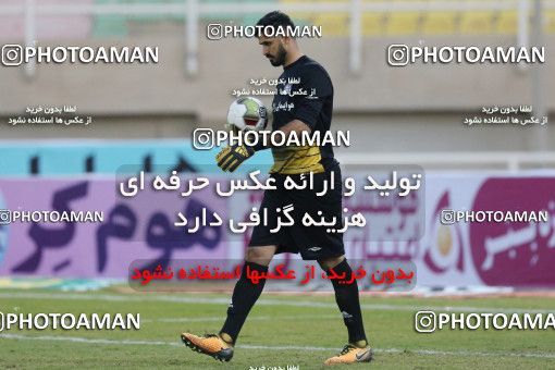 990694, Ahvaz, , جام حذفی فوتبال ایران, Quarter-final, Khorramshahr Cup, Esteghlal Khouzestan 0 v 0 Tractor S.C. on 2017/12/19 at Ahvaz Ghadir Stadium