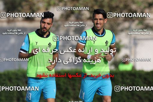 994155, Tehran, , جام حذفی فوتبال ایران, 1/16 stage, Khorramshahr Cup, Badran Tehran 3 v 1 Paykan on 2017/09/09 at Karegaran Stadium