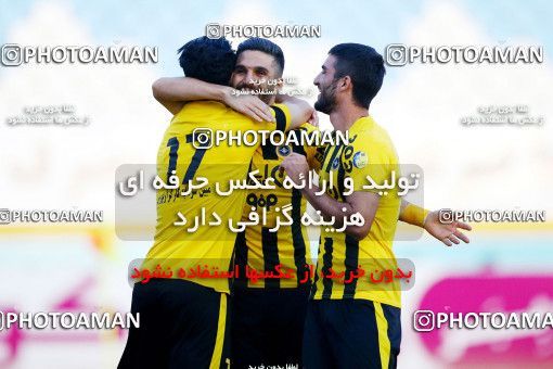 995253, Isfahan, [*parameter:4*], لیگ برتر فوتبال ایران، Persian Gulf Cup، Week 12، First Leg، Sepahan 3 v 0 Tractor Sazi on 2017/11/20 at Naghsh-e Jahan Stadium