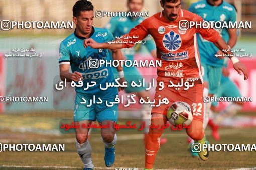 996208, Tehran, Iran, لیگ برتر فوتبال ایران، Persian Gulf Cup، Week 15، First Leg، Saipa 1 v 0 Paykan on 2017/12/05 at Shahid Dastgerdi Stadium
