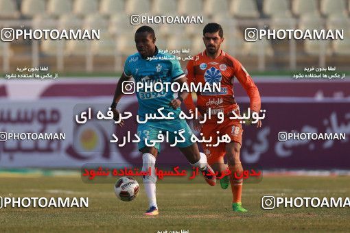 996368, Tehran, Iran, لیگ برتر فوتبال ایران، Persian Gulf Cup، Week 15، First Leg، Saipa 1 v 0 Paykan on 2017/12/05 at Shahid Dastgerdi Stadium