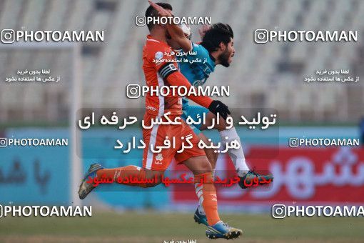 996489, Tehran, Iran, لیگ برتر فوتبال ایران، Persian Gulf Cup، Week 15، First Leg، Saipa 1 v 0 Paykan on 2017/12/05 at Shahid Dastgerdi Stadium