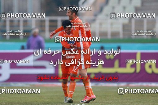 996478, Tehran, Iran, لیگ برتر فوتبال ایران، Persian Gulf Cup، Week 15، First Leg، Saipa 1 v 0 Paykan on 2017/12/05 at Shahid Dastgerdi Stadium