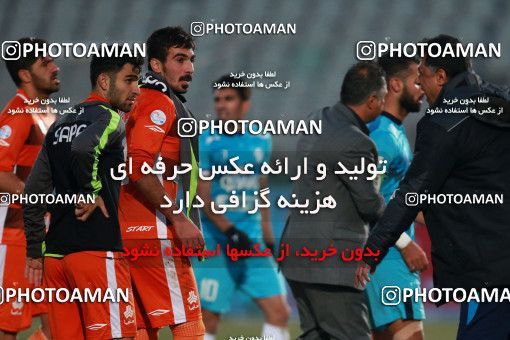 996499, Tehran, Iran, لیگ برتر فوتبال ایران، Persian Gulf Cup، Week 15، First Leg، Saipa 1 v 0 Paykan on 2017/12/05 at Shahid Dastgerdi Stadium