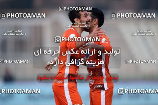 1077080, Tehran, Iran, لیگ برتر فوتبال ایران، Persian Gulf Cup، Week 15، First Leg، Saipa 1 v 0 Paykan on 2017/12/05 at Shahid Dastgerdi Stadium