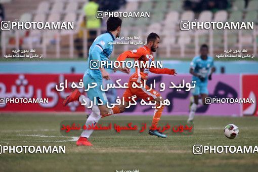 1077074, Tehran, Iran, لیگ برتر فوتبال ایران، Persian Gulf Cup، Week 15، First Leg، Saipa 1 v 0 Paykan on 2017/12/05 at Shahid Dastgerdi Stadium