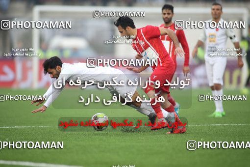 1068324, Rasht, [*parameter:4*], لیگ برتر فوتبال ایران، Persian Gulf Cup، Week 15، First Leg، Sepid Roud Rasht 0 v 1 Persepolis on 2017/12/06 at Shahid Dr. Azodi Stadium