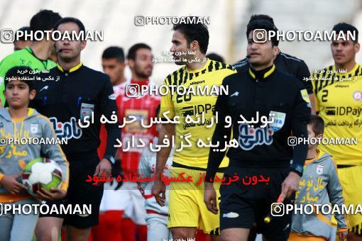 1009333, Tehran, [*parameter:4*], لیگ برتر فوتبال ایران، Persian Gulf Cup، Week 18، Second Leg، Persepolis 0 v 0 Naft Tehran on 2018/01/05 at Azadi Stadium