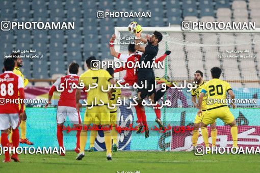 1009150, Tehran, [*parameter:4*], لیگ برتر فوتبال ایران، Persian Gulf Cup، Week 18، Second Leg، Persepolis 0 v 0 Naft Tehran on 2018/01/05 at Azadi Stadium