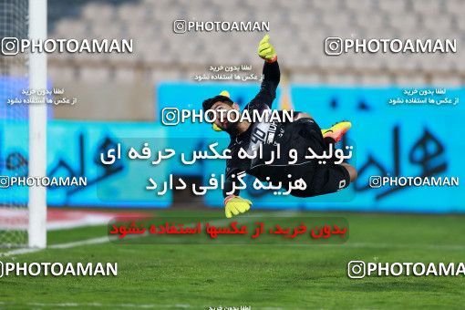1009215, Tehran, [*parameter:4*], لیگ برتر فوتبال ایران، Persian Gulf Cup، Week 18، Second Leg، Persepolis 0 v 0 Naft Tehran on 2018/01/05 at Azadi Stadium