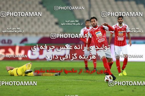 1008974, Tehran, [*parameter:4*], لیگ برتر فوتبال ایران، Persian Gulf Cup، Week 18، Second Leg، Persepolis 0 v 0 Naft Tehran on 2018/01/05 at Azadi Stadium