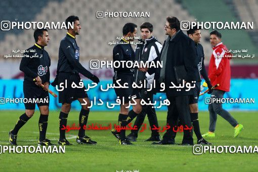 1009196, Tehran, [*parameter:4*], لیگ برتر فوتبال ایران، Persian Gulf Cup، Week 18، Second Leg، Persepolis 0 v 0 Naft Tehran on 2018/01/05 at Azadi Stadium