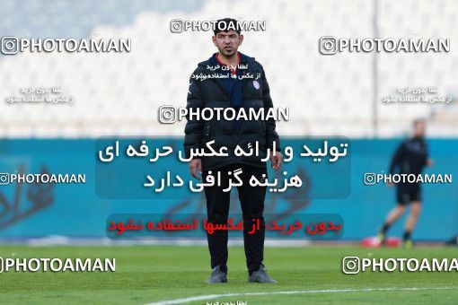 1009795, Tehran, [*parameter:4*], لیگ برتر فوتبال ایران، Persian Gulf Cup، Week 18، Second Leg، Persepolis 0 v 0 Naft Tehran on 2018/01/05 at Azadi Stadium