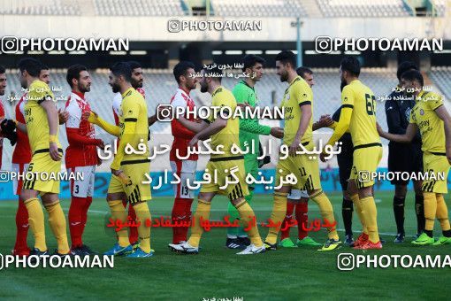 1009380, Tehran, [*parameter:4*], لیگ برتر فوتبال ایران، Persian Gulf Cup، Week 18، Second Leg، Persepolis 0 v 0 Naft Tehran on 2018/01/05 at Azadi Stadium