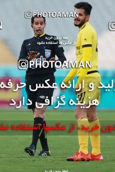 1009678, Tehran, [*parameter:4*], لیگ برتر فوتبال ایران، Persian Gulf Cup، Week 18، Second Leg، Persepolis 0 v 0 Naft Tehran on 2018/01/05 at Azadi Stadium