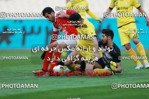 1009576, Tehran, [*parameter:4*], لیگ برتر فوتبال ایران، Persian Gulf Cup، Week 18، Second Leg، Persepolis 0 v 0 Naft Tehran on 2018/01/05 at Azadi Stadium
