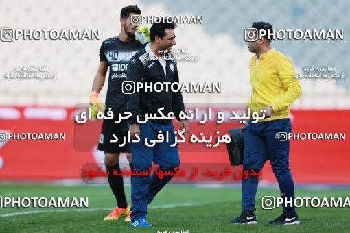 1009866, Tehran, [*parameter:4*], لیگ برتر فوتبال ایران، Persian Gulf Cup، Week 18، Second Leg، Persepolis 0 v 0 Naft Tehran on 2018/01/05 at Azadi Stadium