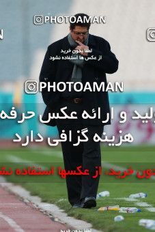 1009946, Tehran, [*parameter:4*], لیگ برتر فوتبال ایران، Persian Gulf Cup، Week 18، Second Leg، Persepolis 0 v 0 Naft Tehran on 2018/01/05 at Azadi Stadium