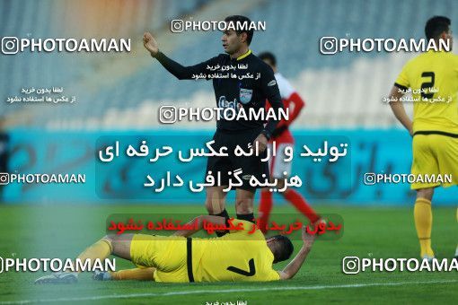 1009679, Tehran, [*parameter:4*], لیگ برتر فوتبال ایران، Persian Gulf Cup، Week 18، Second Leg، Persepolis 0 v 0 Naft Tehran on 2018/01/05 at Azadi Stadium