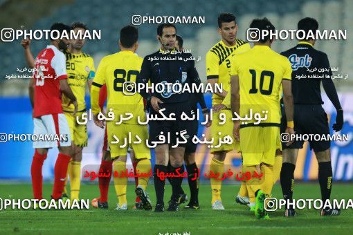 1009378, Tehran, [*parameter:4*], لیگ برتر فوتبال ایران، Persian Gulf Cup، Week 18، Second Leg، Persepolis 0 v 0 Naft Tehran on 2018/01/05 at Azadi Stadium