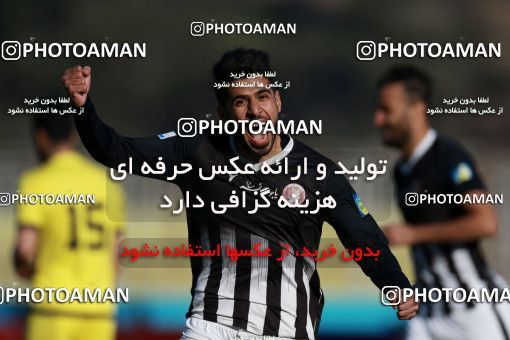 1014969, لیگ برتر فوتبال ایران، Persian Gulf Cup، Week 20، Second Leg، 2018/01/19، Tehran، Takhti Stadium، Naft Tehran 4 - ۱ Siah Jamegan