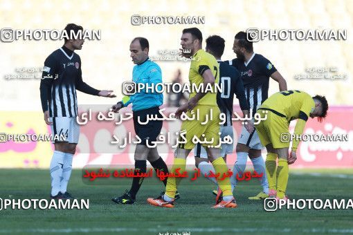 1013853, Tehran, [*parameter:4*], لیگ برتر فوتبال ایران، Persian Gulf Cup، Week 20، Second Leg، Naft Tehran 4 v 1 Siah Jamegan on 2018/01/19 at Takhti Stadium