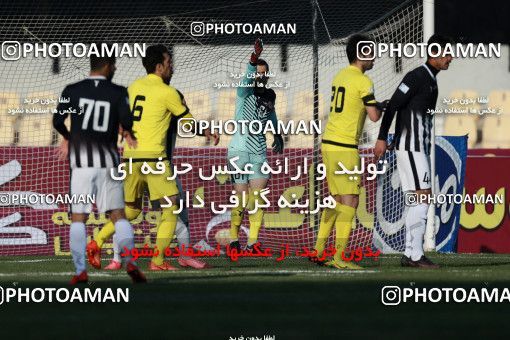 1013985, Tehran, [*parameter:4*], لیگ برتر فوتبال ایران، Persian Gulf Cup، Week 20، Second Leg، Naft Tehran 4 v 1 Siah Jamegan on 2018/01/19 at Takhti Stadium