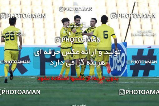 1014483, Tehran, [*parameter:4*], لیگ برتر فوتبال ایران، Persian Gulf Cup، Week 20، Second Leg، Naft Tehran 4 v 1 Siah Jamegan on 2018/01/19 at Takhti Stadium