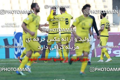 1013732, Tehran, [*parameter:4*], لیگ برتر فوتبال ایران، Persian Gulf Cup، Week 20، Second Leg، Naft Tehran 4 v 1 Siah Jamegan on 2018/01/19 at Takhti Stadium
