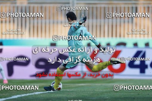 1014824, Tehran, [*parameter:4*], لیگ برتر فوتبال ایران، Persian Gulf Cup، Week 20، Second Leg، Naft Tehran 4 v 1 Siah Jamegan on 2018/01/19 at Takhti Stadium