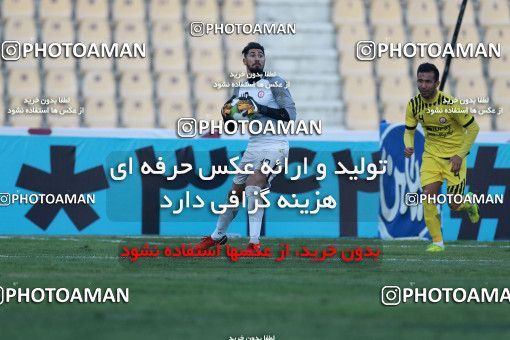 1014522, Tehran, [*parameter:4*], لیگ برتر فوتبال ایران، Persian Gulf Cup، Week 20، Second Leg، Naft Tehran 4 v 1 Siah Jamegan on 2018/01/19 at Takhti Stadium
