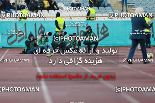 1016196, Tehran, [*parameter:4*], Iran Pro League، Persian Gulf Cup، 2017-18 season، Second Leg، Week 21، Esteghlal v Pars Jonoubi Jam on 2018/01/25 at Azadi Stadium  / ([*parameter:140*] - [*parameter:139*]) (40)