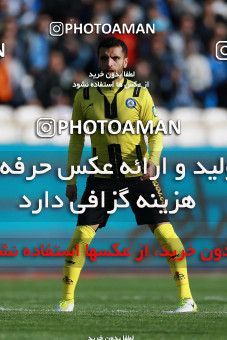 1077239, Tehran, [*parameter:4*], Iran Pro League، Persian Gulf Cup، 2017-18 season، Second Leg، Week 21، Esteghlal v Pars Jonoubi Jam on 2018/01/25 at Azadi Stadium  / ([*parameter:140*] - [*parameter:139*]) (40)