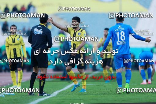 1077541, Tehran, [*parameter:4*], لیگ برتر فوتبال ایران، Persian Gulf Cup، Week 21، Second Leg، Esteghlal 4 v 0 Pars Jonoubi Jam on 2018/01/25 at Azadi Stadium