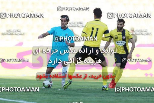 1020327, Tehran, [*parameter:4*], لیگ برتر فوتبال ایران، Persian Gulf Cup، Week 22، Second Leg، Naft Tehran 1 v 1 Paykan on 2018/02/01 at Takhti Stadium