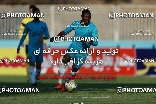 1020074, Tehran, [*parameter:4*], لیگ برتر فوتبال ایران، Persian Gulf Cup، Week 22، Second Leg، Naft Tehran 1 v 1 Paykan on 2018/02/01 at Takhti Stadium