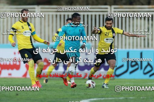 1020394, Tehran, [*parameter:4*], لیگ برتر فوتبال ایران، Persian Gulf Cup، Week 22، Second Leg، Naft Tehran 1 v 1 Paykan on 2018/02/01 at Takhti Stadium