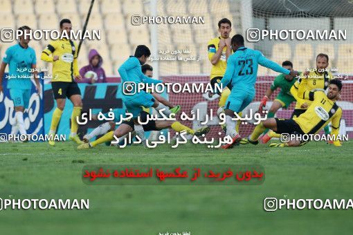 1020459, Tehran, [*parameter:4*], لیگ برتر فوتبال ایران، Persian Gulf Cup، Week 22، Second Leg، Naft Tehran 1 v 1 Paykan on 2018/02/01 at Takhti Stadium