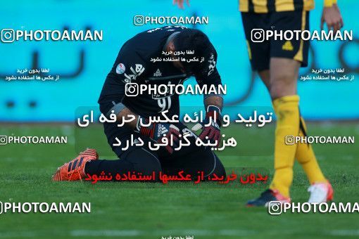 1027473, Tehran, [*parameter:4*], لیگ برتر فوتبال ایران، Persian Gulf Cup، Week 22، Second Leg، Persepolis 2 v 0 Sepahan on 2018/02/02 at Azadi Stadium