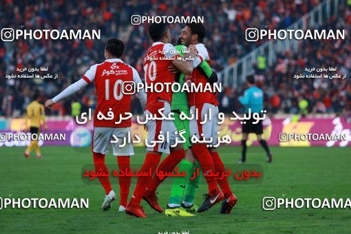 1027045, Tehran, [*parameter:4*], لیگ برتر فوتبال ایران، Persian Gulf Cup، Week 22، Second Leg، Persepolis 2 v 0 Sepahan on 2018/02/02 at Azadi Stadium