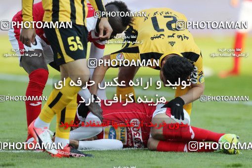1020564, Tehran, [*parameter:4*], لیگ برتر فوتبال ایران، Persian Gulf Cup، Week 22، Second Leg، Persepolis 2 v 0 Sepahan on 2018/02/02 at Azadi Stadium
