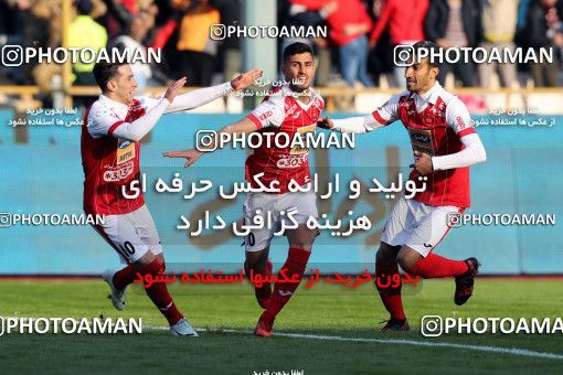 1020654, Tehran, [*parameter:4*], لیگ برتر فوتبال ایران، Persian Gulf Cup، Week 22، Second Leg، Persepolis 2 v 0 Sepahan on 2018/02/02 at Azadi Stadium