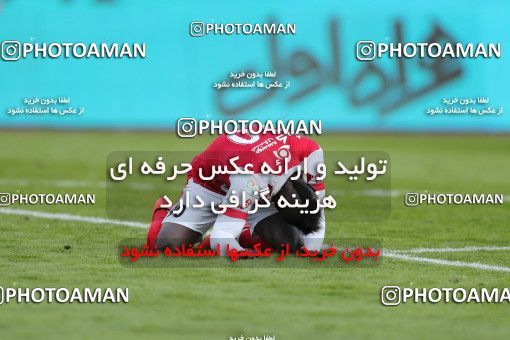 1020590, Tehran, [*parameter:4*], لیگ برتر فوتبال ایران، Persian Gulf Cup، Week 22، Second Leg، Persepolis 2 v 0 Sepahan on 2018/02/02 at Azadi Stadium