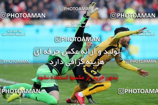 1020562, Tehran, [*parameter:4*], لیگ برتر فوتبال ایران، Persian Gulf Cup، Week 22، Second Leg، Persepolis 2 v 0 Sepahan on 2018/02/02 at Azadi Stadium
