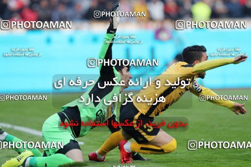 1020573, Tehran, [*parameter:4*], لیگ برتر فوتبال ایران، Persian Gulf Cup، Week 22، Second Leg، Persepolis 2 v 0 Sepahan on 2018/02/02 at Azadi Stadium