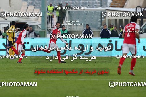 1020523, Tehran, [*parameter:4*], لیگ برتر فوتبال ایران، Persian Gulf Cup، Week 22، Second Leg، Persepolis 2 v 0 Sepahan on 2018/02/02 at Azadi Stadium